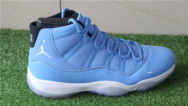 Air Jordan 11 Retro Pantone Blue
